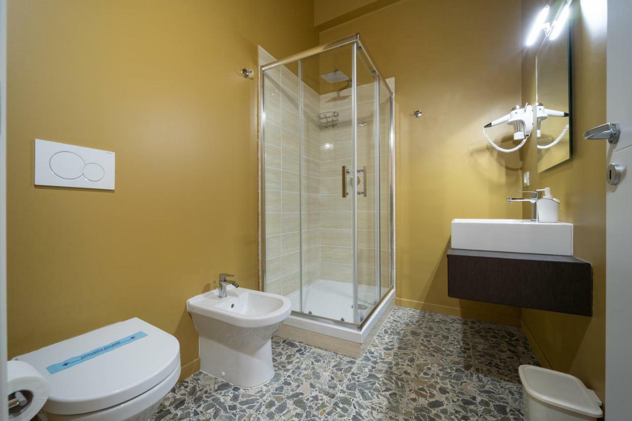 Budget Rooms Carbonazzi 17 Cagliari Exterior foto